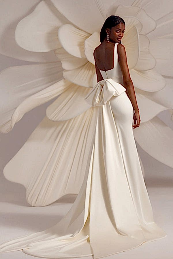 Eva Lendel 'Berti' bridal dress.